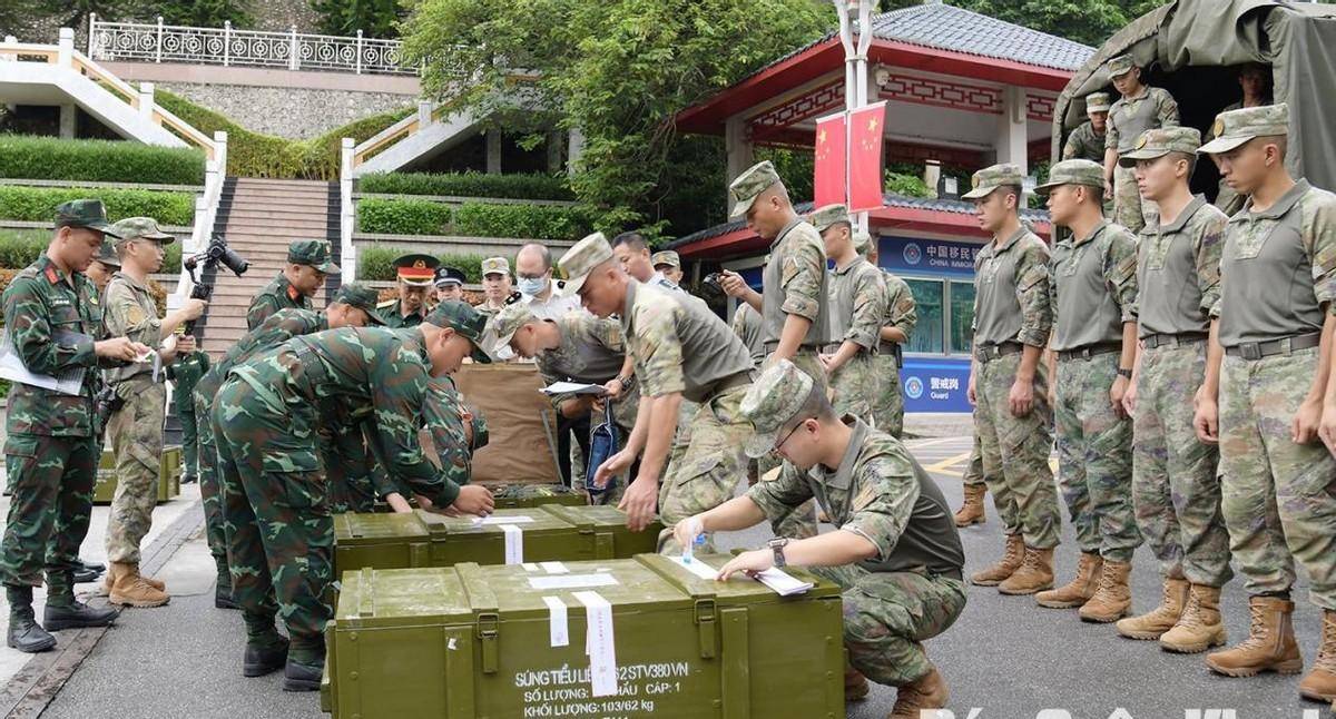 皇冠信用網开户_几十年来头一次皇冠信用網开户，越南人民军北进中国广西，中越陆军联合集结