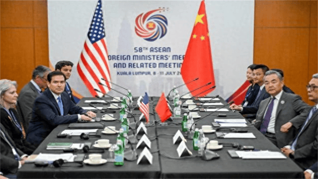 皇冠信用出租足球_亮出所有筹码给中国看！特朗普打定主意皇冠信用出租足球，要和中国促成“大交易”