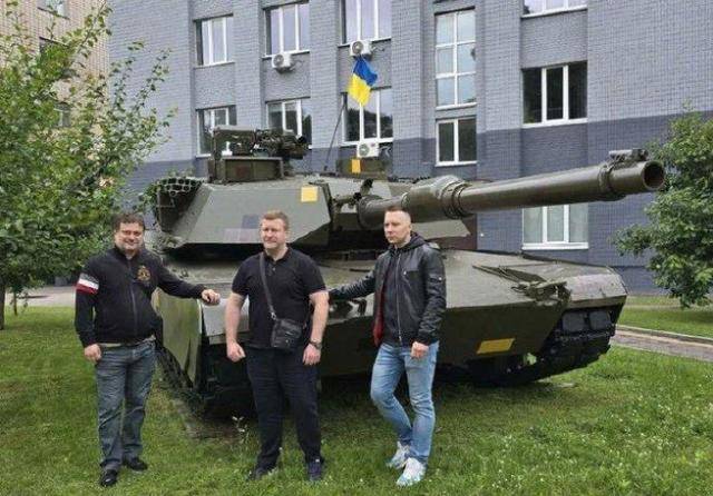 皇冠会员如何申请_6国雇佣军到齐皇冠会员如何申请，俄终于弄明白，攻不下基辅的原因，3万朝军已就位