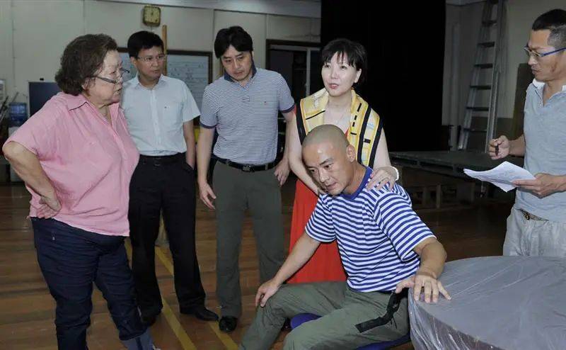 体彩足球平台_上海著名演员因病去世体彩足球平台，年仅50岁，网友：不敢相信！