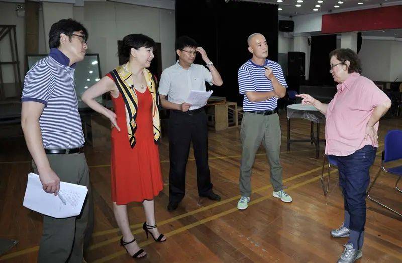 体彩足球平台_上海著名演员因病去世体彩足球平台，年仅50岁，网友：不敢相信！