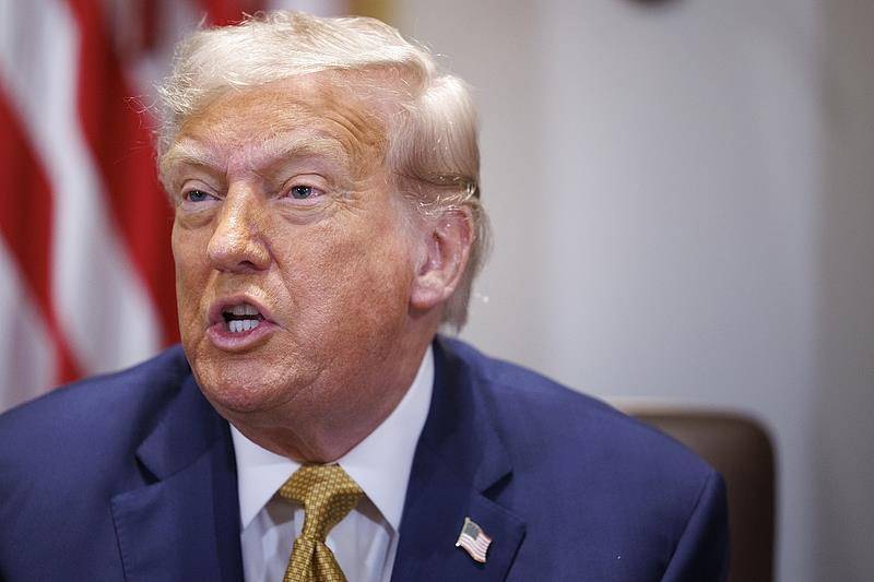 皇冠信用網会员开户_特朗普会见冯德莱恩 称美欧达成协议的可能性为50%