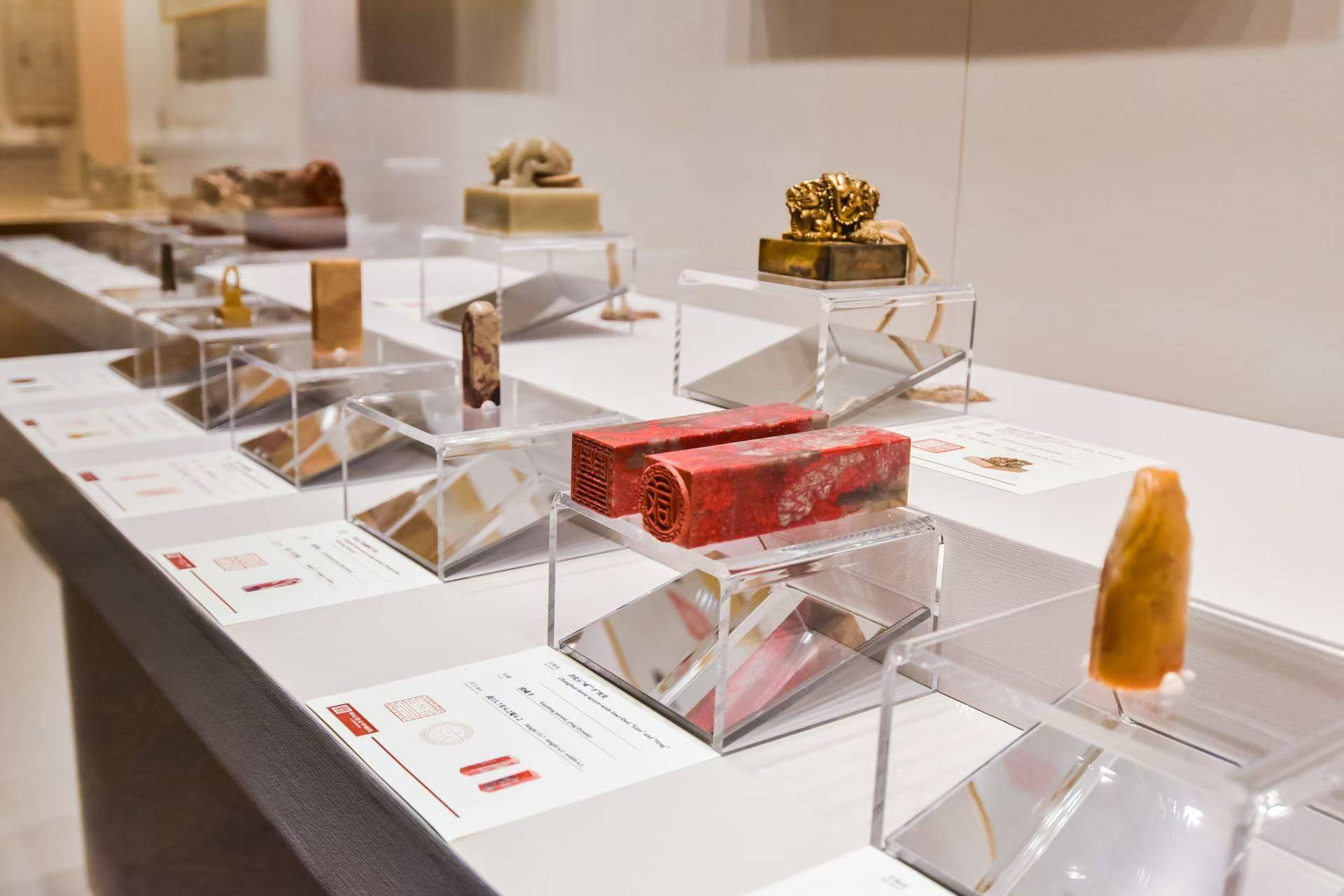 足球比赛外围买球网站_金石印记足球比赛外围买球网站，篆刻中轴华章“世界文化遗产北京中轴线——印记北京中轴线大众篆刻作品展故宫站”开幕