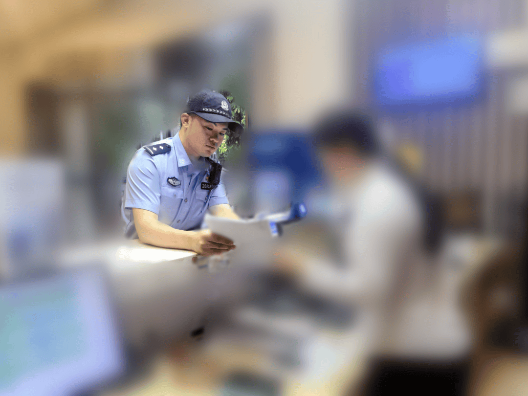 皇冠信用網在线开户_男子退房皇冠信用網在线开户，留下几个“粉色瓶子”！果断报警……