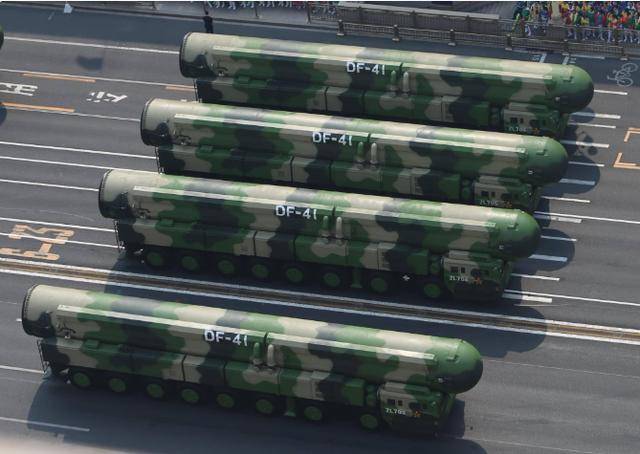 皇冠体育App下载_日本求核打击中国皇冠体育App下载，美军竟然同意了？1400条评论曝光，要警惕一件事