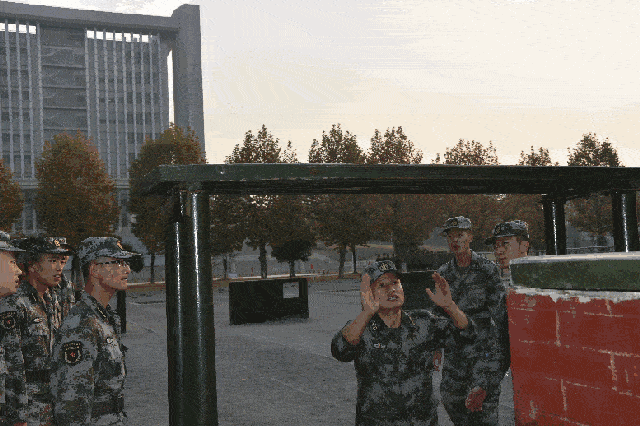 皇冠信用網最新地址_中国特种兵新装备摸秃美军皇冠信用網最新地址，网友：你跟我说这是解放军？