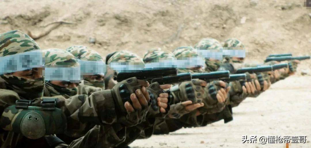 皇冠信用網最新地址_中国特种兵新装备摸秃美军皇冠信用網最新地址，网友：你跟我说这是解放军？