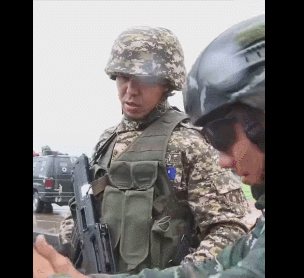 皇冠信用網最新地址_中国特种兵新装备摸秃美军皇冠信用網最新地址，网友：你跟我说这是解放军？