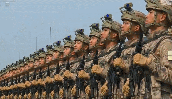 皇冠信用網最新地址_中国特种兵新装备摸秃美军皇冠信用網最新地址，网友：你跟我说这是解放军？