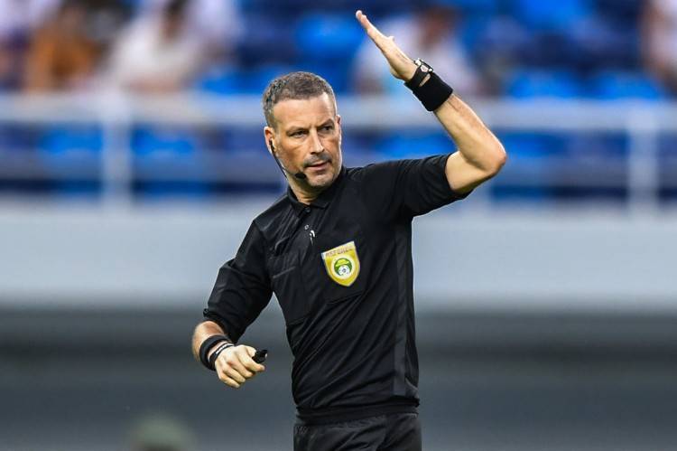 皇冠信用网登3_克拉滕伯格：若利物浦买不到伊萨克皇冠信用网登3，那我强烈看好阿森纳夺得英超