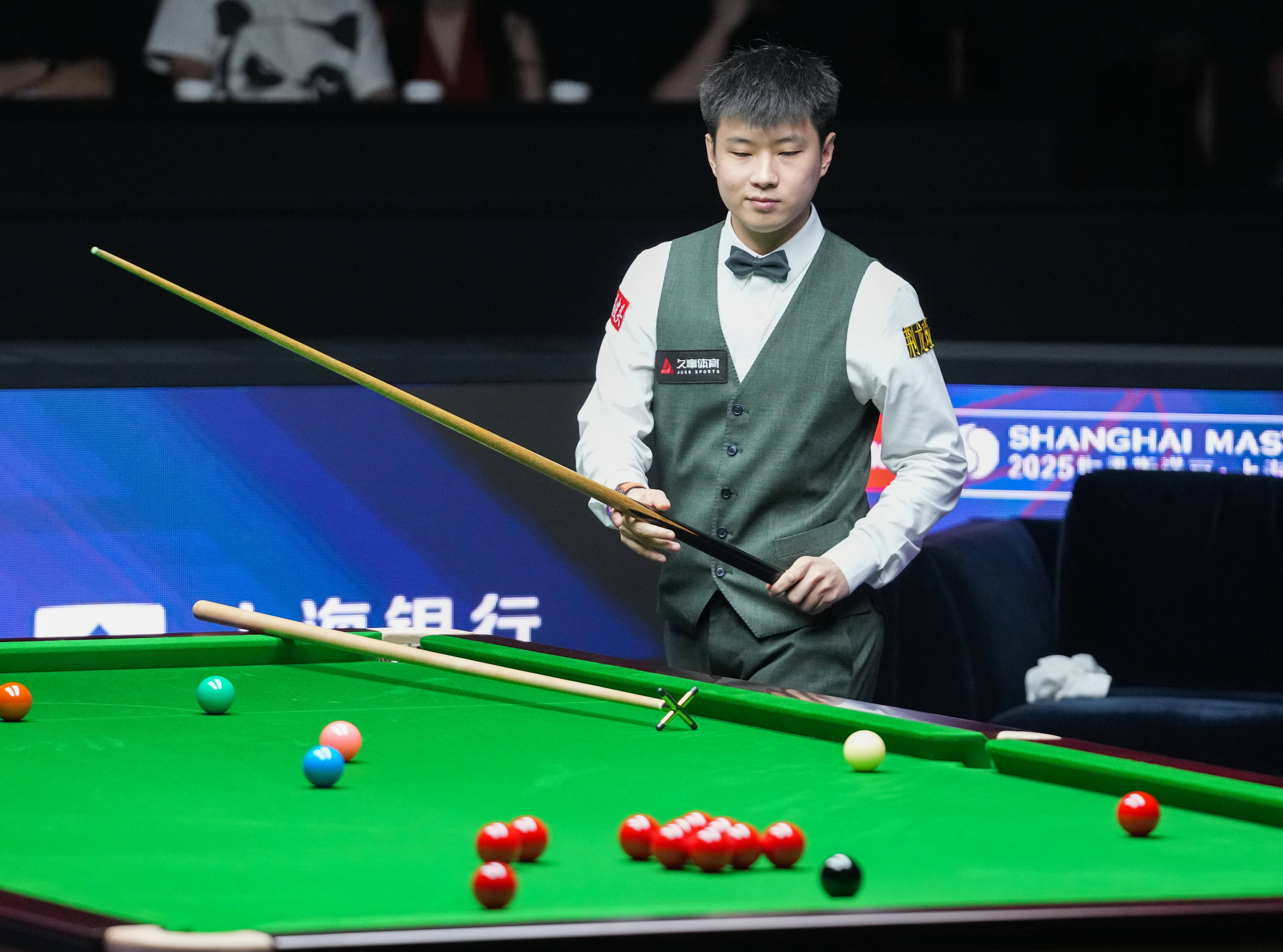 皇冠信用盤_（体育）斯诺克——上海大师赛半决赛：赵心童对阵威尔逊