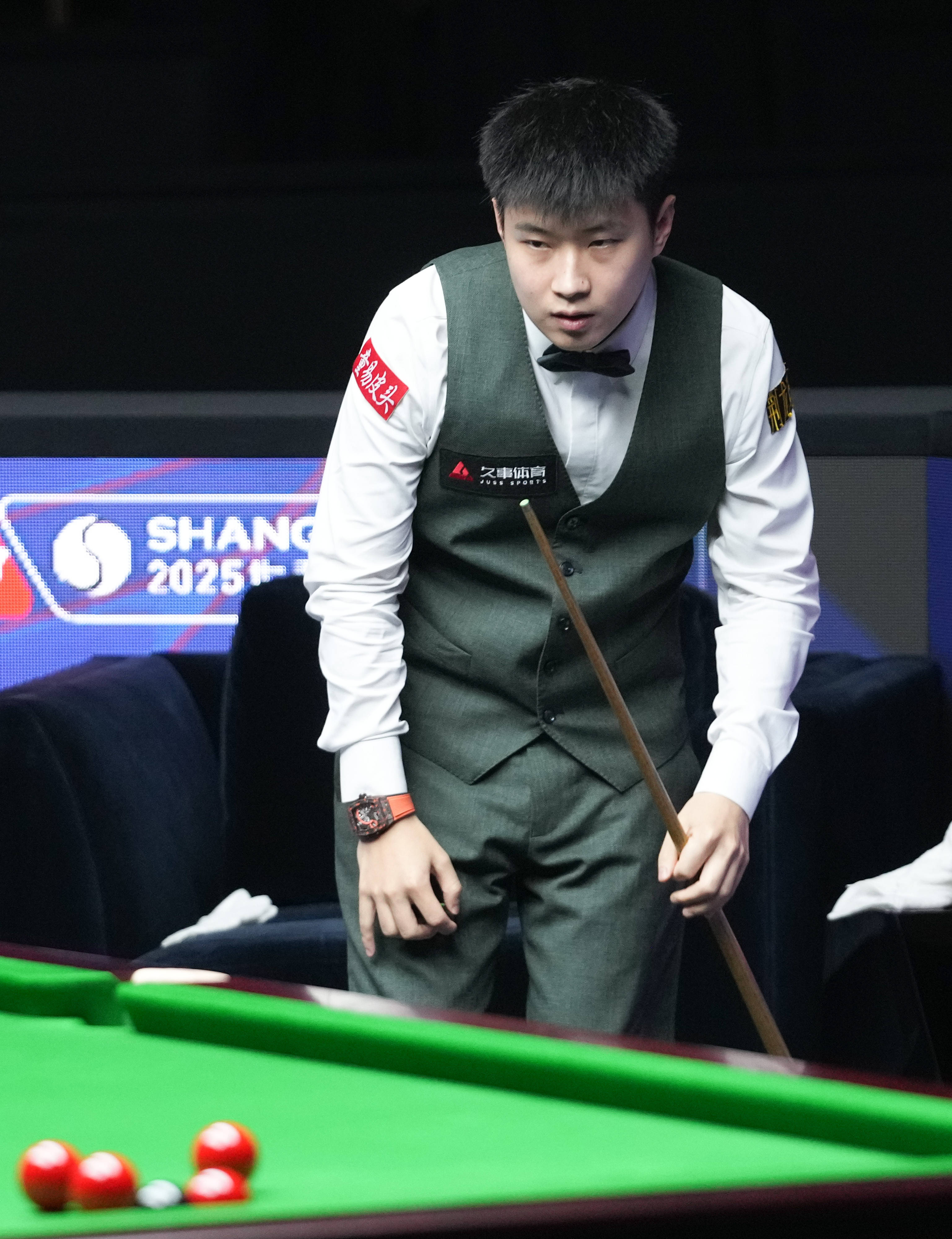 皇冠信用盤_（体育）斯诺克——上海大师赛半决赛：赵心童对阵威尔逊