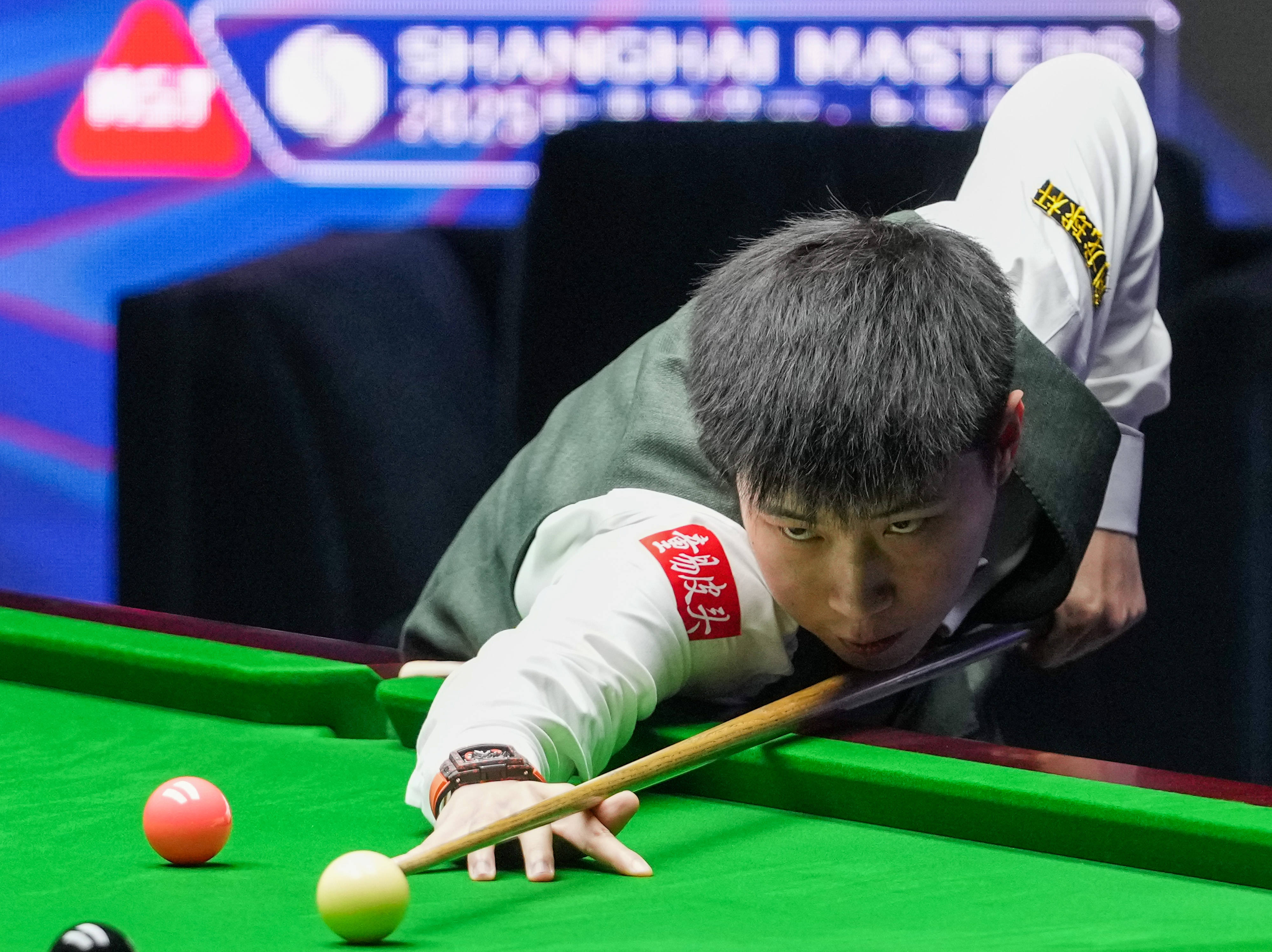 皇冠信用盤_（体育）斯诺克——上海大师赛半决赛：赵心童对阵威尔逊