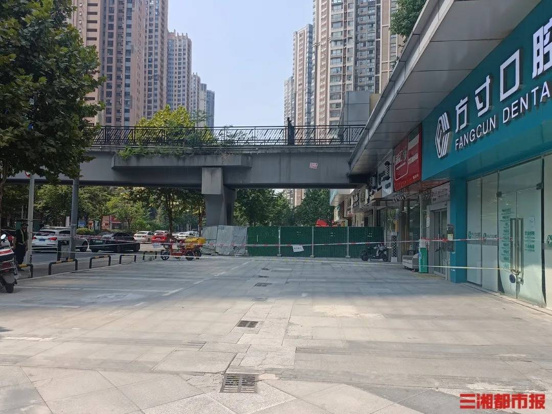 皇冠信用登123出租_多方回应女子被高空坠物砸中身亡皇冠信用登123出租，知情人称坠物系水泥块，警方用无人机取证，亲属发声