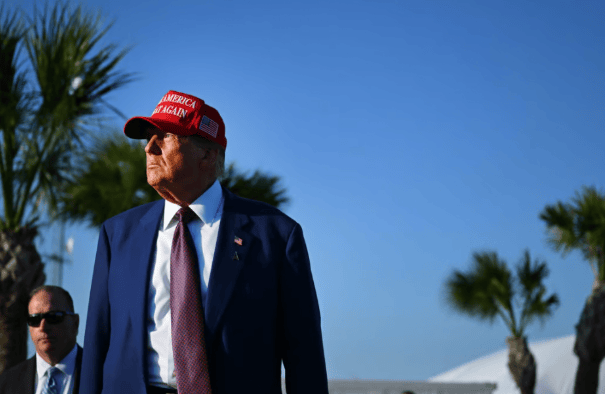 皇冠信用哪里申请_没有商量余地皇冠信用哪里申请，特朗普9月访华行程泡汤，中方不用留座了？万斯一反常态：中国赶上来，是美国领导人蠢