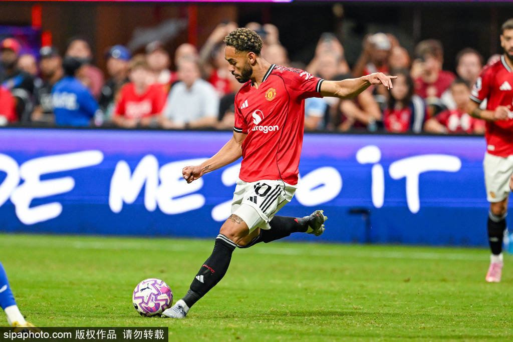 皇冠信用盘代理注册_曼联新希望：安东尼转会谈判开启皇冠信用盘代理注册，本菲卡成潜在接盘侠