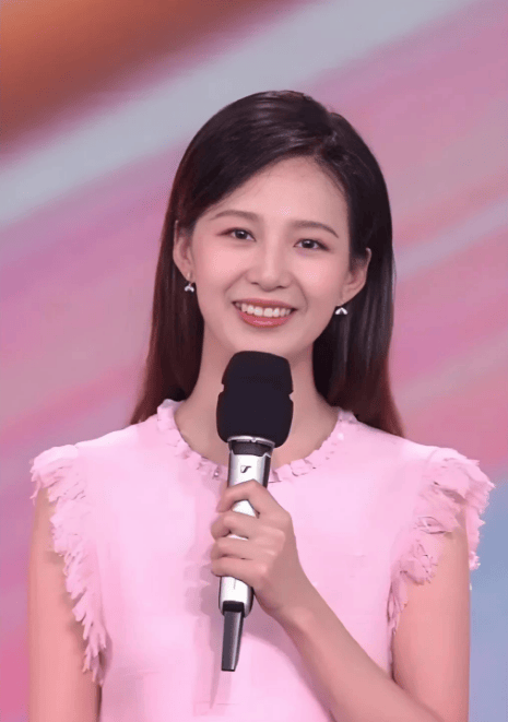 丹麦甲组联赛_央视主持人丹麦甲组联赛，上新