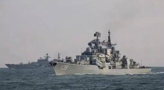 皇冠信用盘登2代理_日媒爆料：中国海军130mm舰炮咆哮皇冠信用盘登2代理！强势驱离侵入的日本驱逐舰！