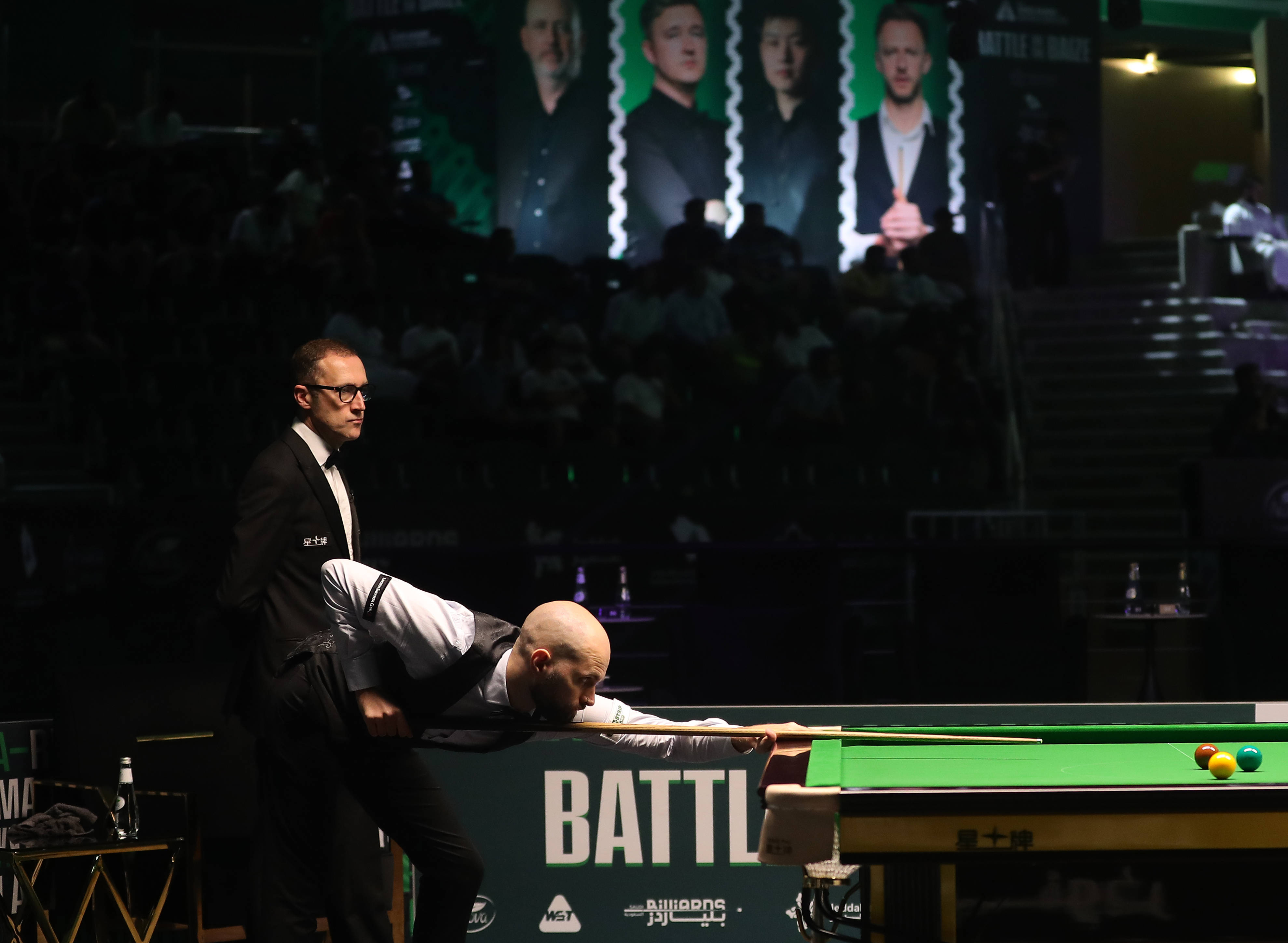 皇冠信用最新地址_（体育）斯诺克——沙特大师赛：赵心童晋级16强