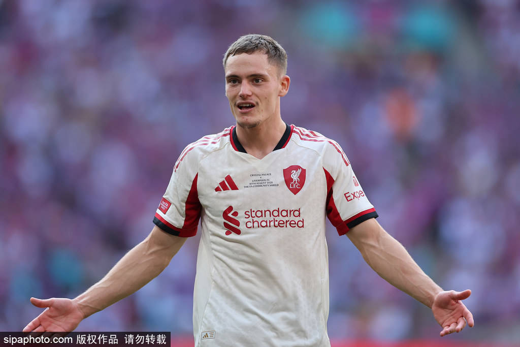 皇冠登1登2登3代理_观战台：利物浦打响英超揭幕战 曼联枪手锋线天团火拼