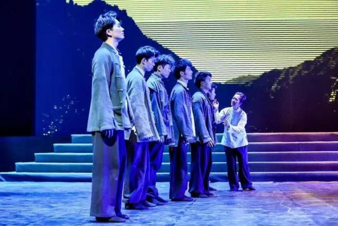 皇冠足球平台代理_80年前的今天皇冠足球平台代理，日本无条件投降！