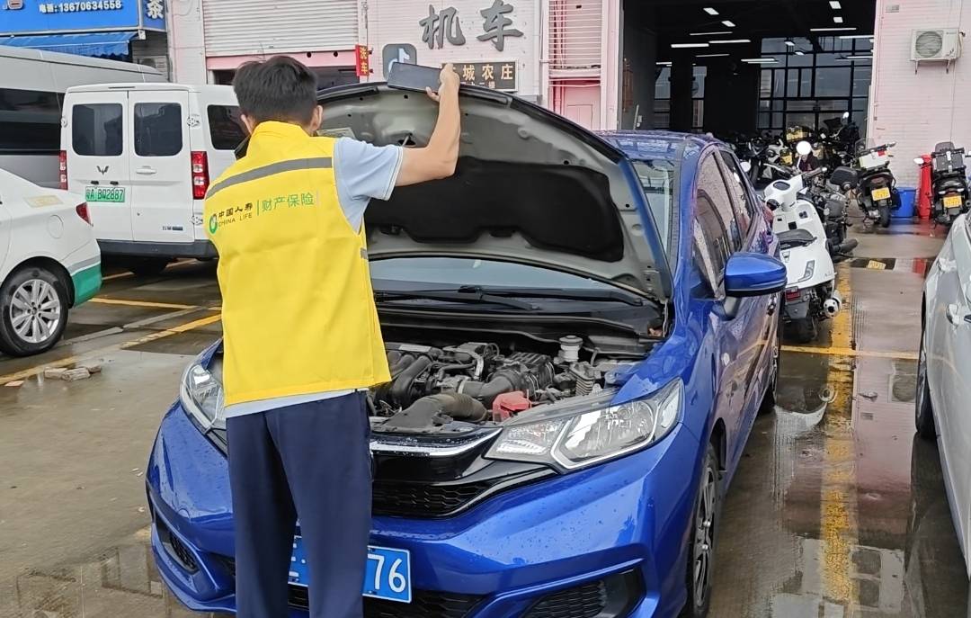 皇冠信用網会员开户申请_佛山暴雨致超1300保险案件皇冠信用網会员开户申请，保险公司开启快速理赔通道