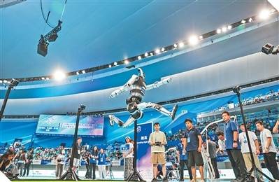 特温特vsPSV埃因霍温_全球首个人形机器人运动会精彩瞬间（新时代画卷）