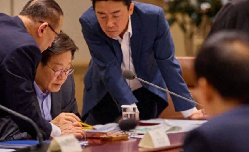 皇冠信用平台出租出售_选中国还是选美国？拒绝中方九三阅兵邀请后皇冠信用平台出租出售，李在明转头将连访两国，野心暴露无疑！