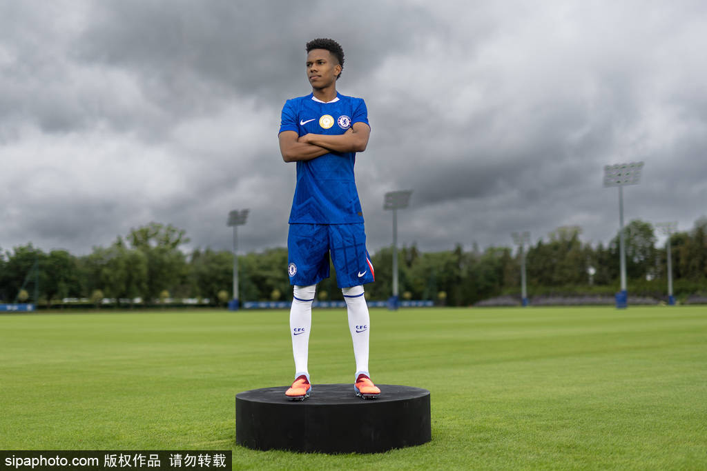 皇冠信用网代理_18岁120天皇冠信用网代理！埃斯特旺成切尔西队史英超送出助攻最年轻球员背后的故事与战术解析