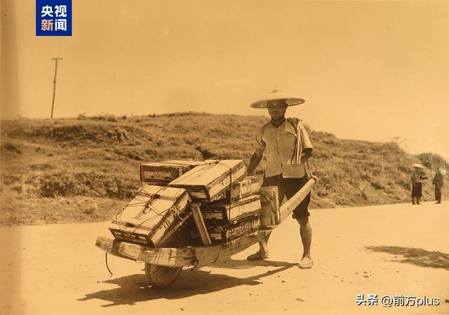 皇冠信用网怎么代理_这张办公桌见证中国战区受降典礼