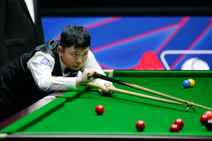 奥丹斯vs洛斯查兰特_斯诺克武汉公开赛｜三名中国TOP16球手打进八强