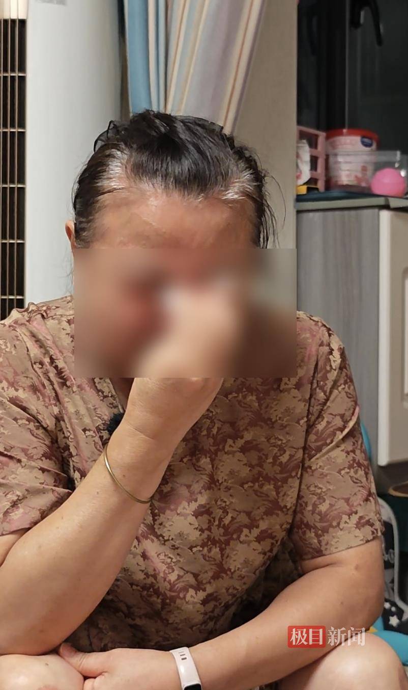 皇冠登3管理出租_一家四口自驾遇落石36岁男子被砸身亡皇冠登3管理出租，两天后是他小女儿2周岁生日，死者父母：再也见不到儿子儿媳一同回家