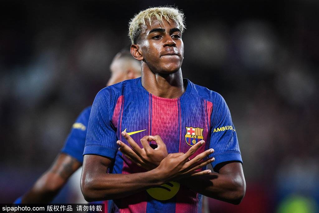 智利甲组联赛_曼联转会风暴：安东尼与桑乔离队智利甲组联赛，炸弹小队仅剩马拉西亚