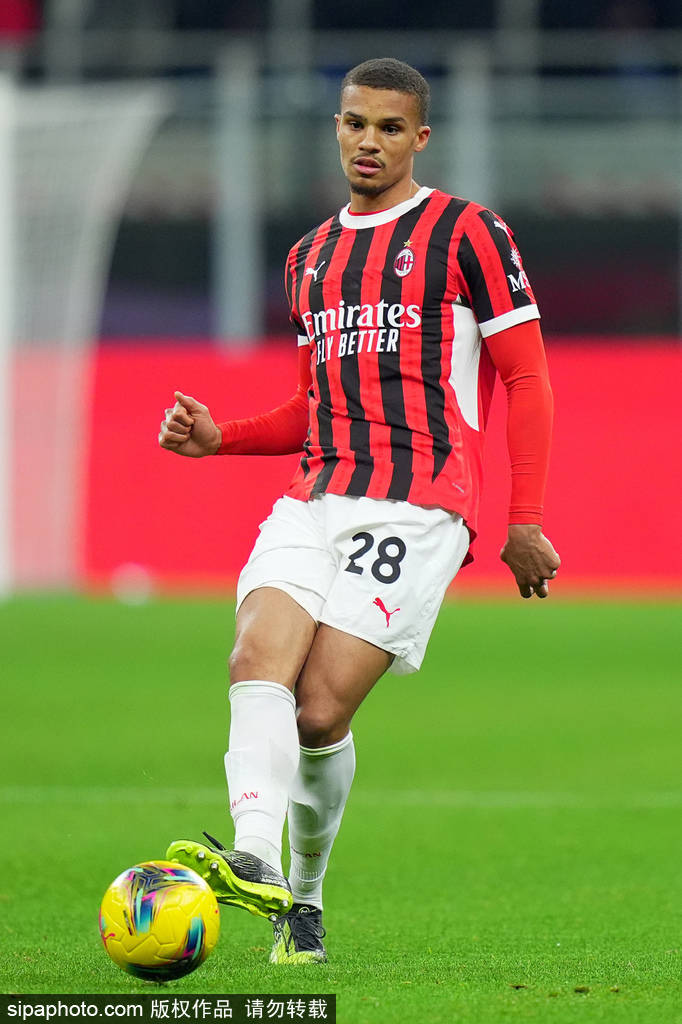 意大利甲组联赛_AC米兰正式签下德国新星奥多古：未来之星的崛起意大利甲组联赛！