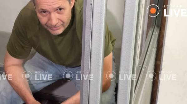 圣埃蒂安vs格勒诺布_杀害乌前议长嫌疑人：我不是俄罗斯特工圣埃蒂安vs格勒诺布，只想去找儿子遗体