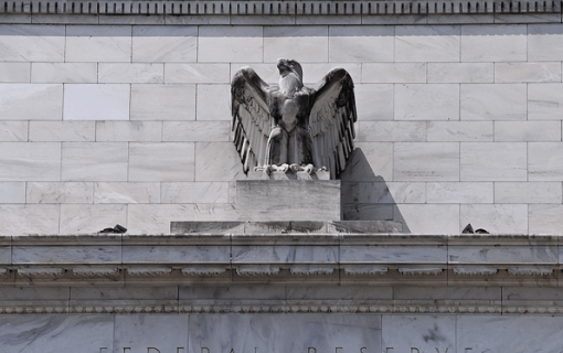 皇冠信用盘代理申请_美国爆发内讧！上诉法院公开裁定特朗普非法皇冠信用盘代理申请，全美千场抗议爆发，分析师“泼冷水”