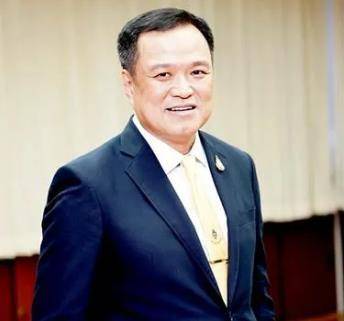 如何申请皇冠信用盘_阿努廷当选泰国新总理！祖籍广东如何申请皇冠信用盘，曾说“我是100%的中国人后代”，任副总理时亲自到机场迎接中国游客