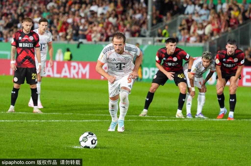 卢顿vs巴尼特_维尔茨的绝杀与城市的呐喊：从任意球到庆祝照背后的故事