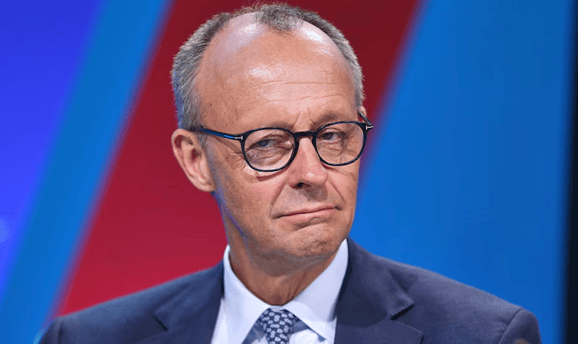 皇冠登3代理申请_以色列在卡塔尔发动袭击皇冠登3代理申请，德国总理和外长发声谴责：不可接受