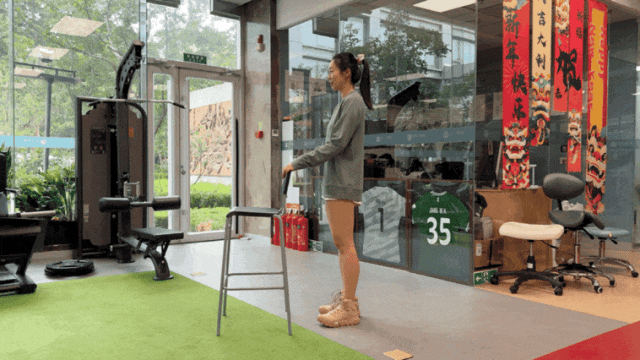 皇冠足球平台代理_身体有这 5 种表现皇冠足球平台代理，说明你的骨头已经悄悄变脆了！越早知道越好