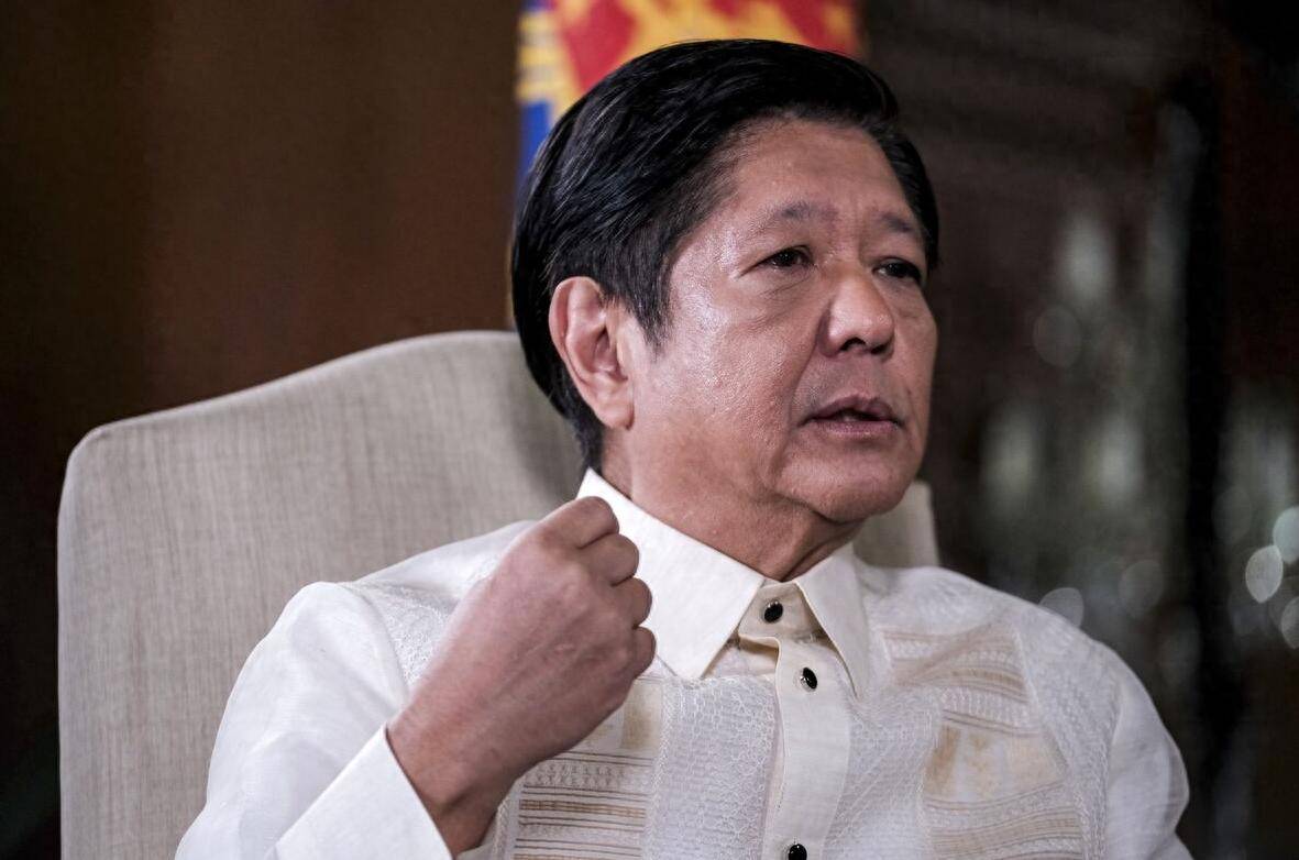 hga030注册_中方立铁律hga030注册，黄岩岛主权已定，马科斯没料到，第一个求和的是美军