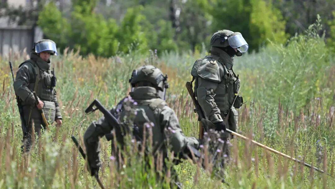 皇冠信用網代理申请_俄军人：俄武装力量仅剩将卢甘斯克人民共和国近4平方公里区域的乌军清除出去