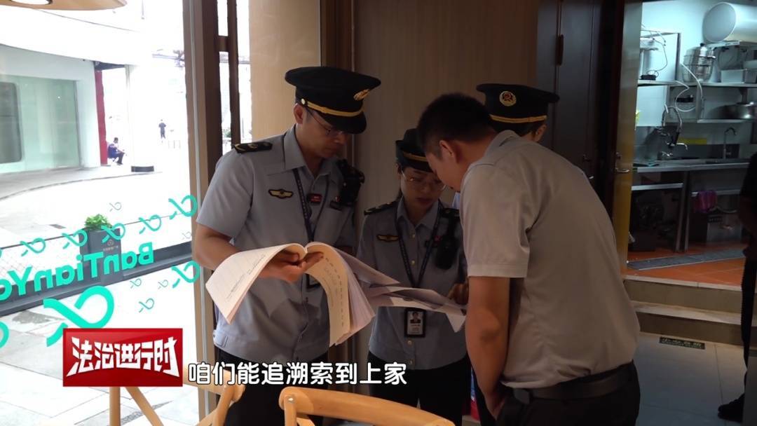 介绍个正网信用网址_北京突击检查网红餐饮店：牛肉小串实为鸭肉介绍个正网信用网址！