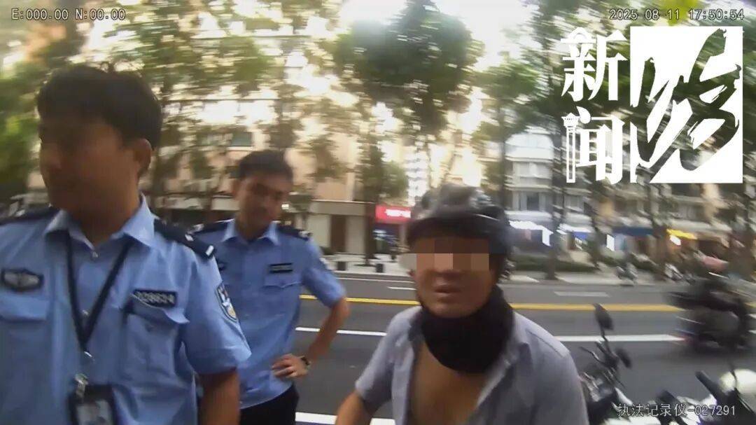 皇冠足球平台代理_哭笑不得！上海一男子太想吃烤鸭皇冠足球平台代理，竟想了这招……