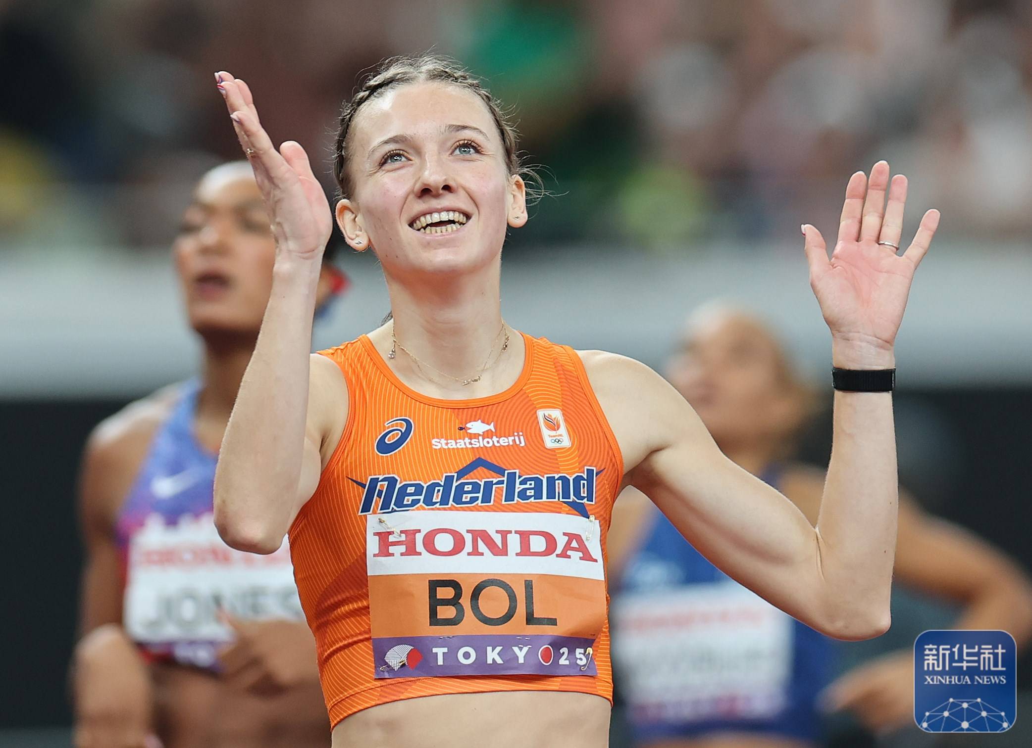 皇冠信用开号_田径世锦赛丨荷兰选手费姆克女子400米栏夺冠