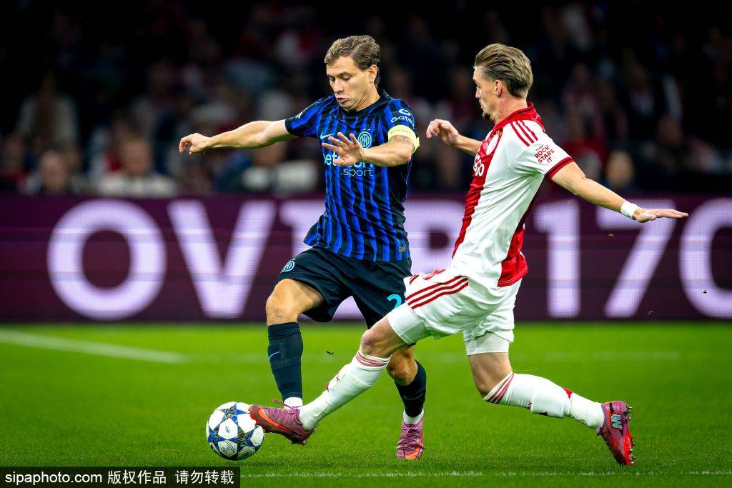 皇冠皇冠足球平台_米兰双核闪耀皇冠皇冠足球平台！700万签下拉比奥特与莫德里奇引领球队3连胜之路