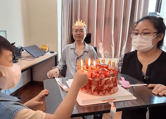 皇冠信用網_与渐冻症抗争6年皇冠信用網，妻子透露蔡磊近况：他已完全丧失语言能力，仅能吃流食