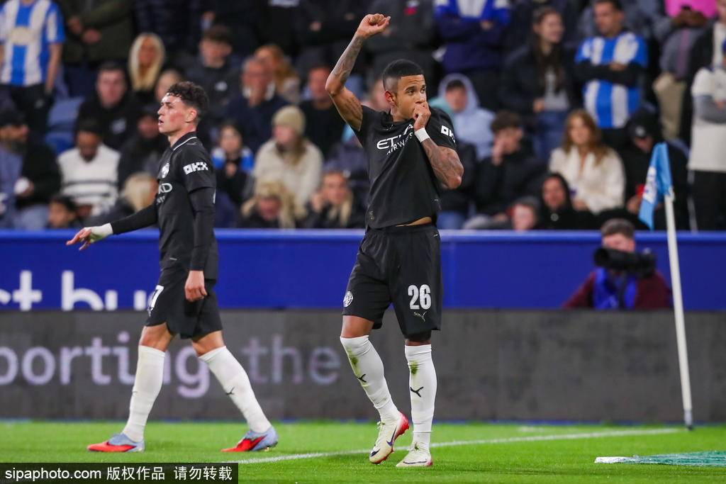 皇冠信用盘需要押金吗_联赛杯-福登传射萨维尼奥破门 曼城2-0哈德斯菲尔德晋级