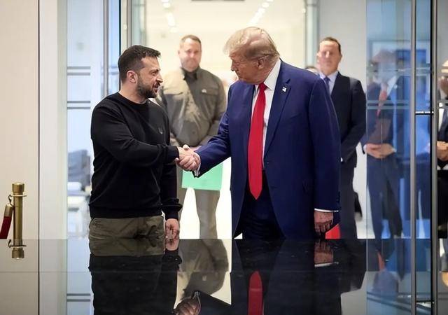 皇冠信用網在线申请_俄军7亿美元导弹车一夜蒸发皇冠信用網在线申请，特朗普很激动，忽悠乌克兰继续打！