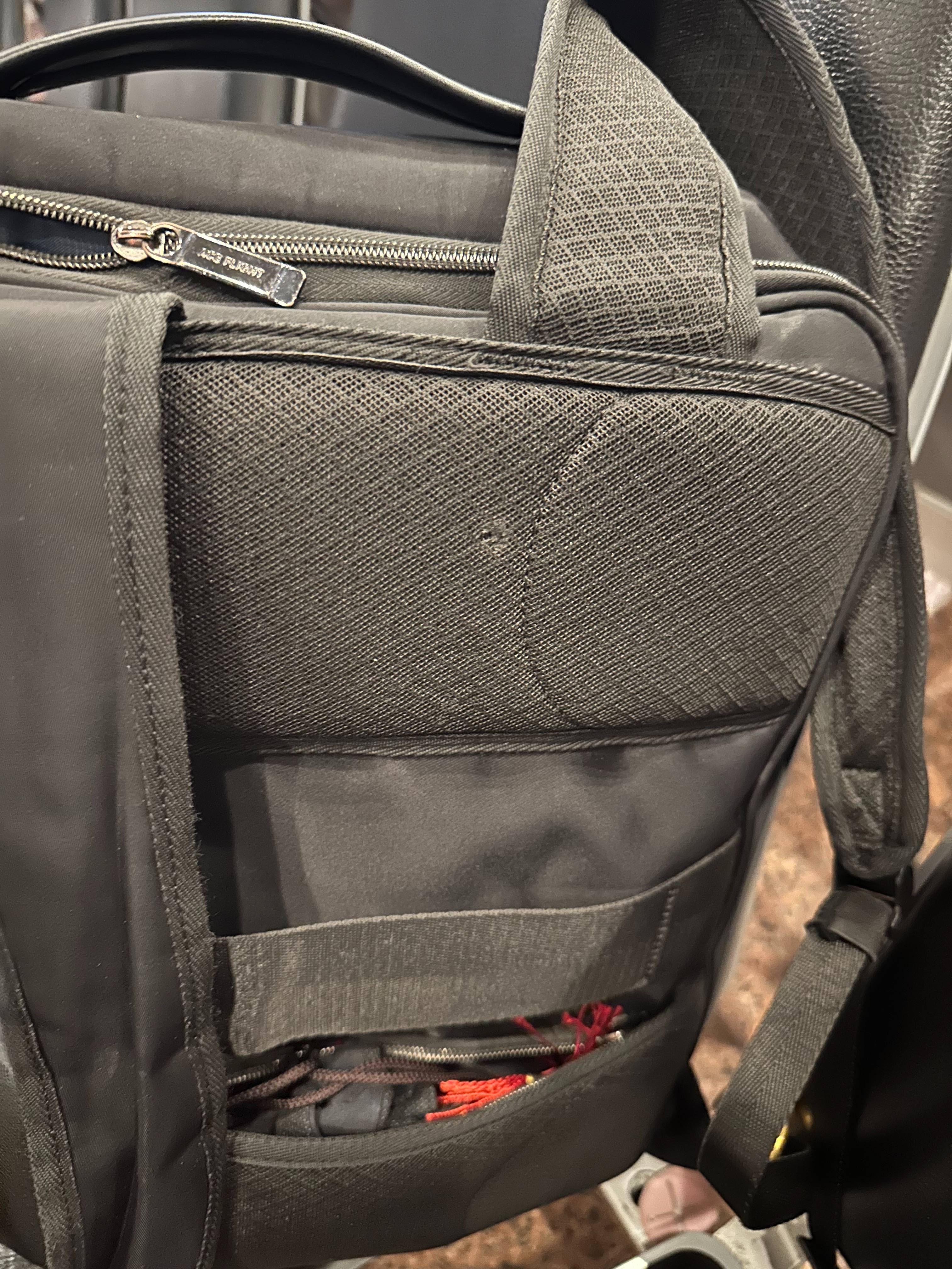 皇冠信用网会员申请_中国小伙在巴西遭持枪抢劫皇冠信用网会员申请，逃跑时对方开枪，事后发现子弹打进电脑：犯“禁忌”被盯上